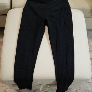 Victorias Secret On Point Black Cropped Leggings